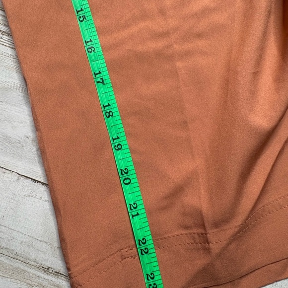 OLD NAVY ~ Plus 4X ~ Warm Hickory STRETCH TECH Cropped WIDE LEG Pants - Picture 6 of 13